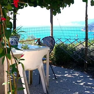 le-paradis.hotelitalianriviera.com/